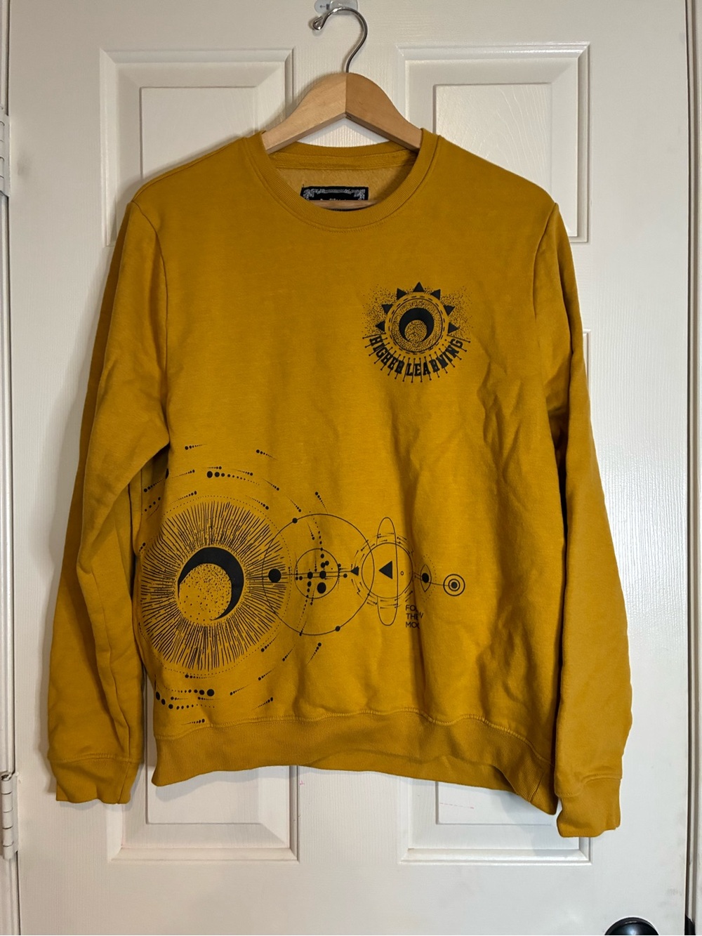 Men's Mustard Graphic Crewneck Sweatshirt